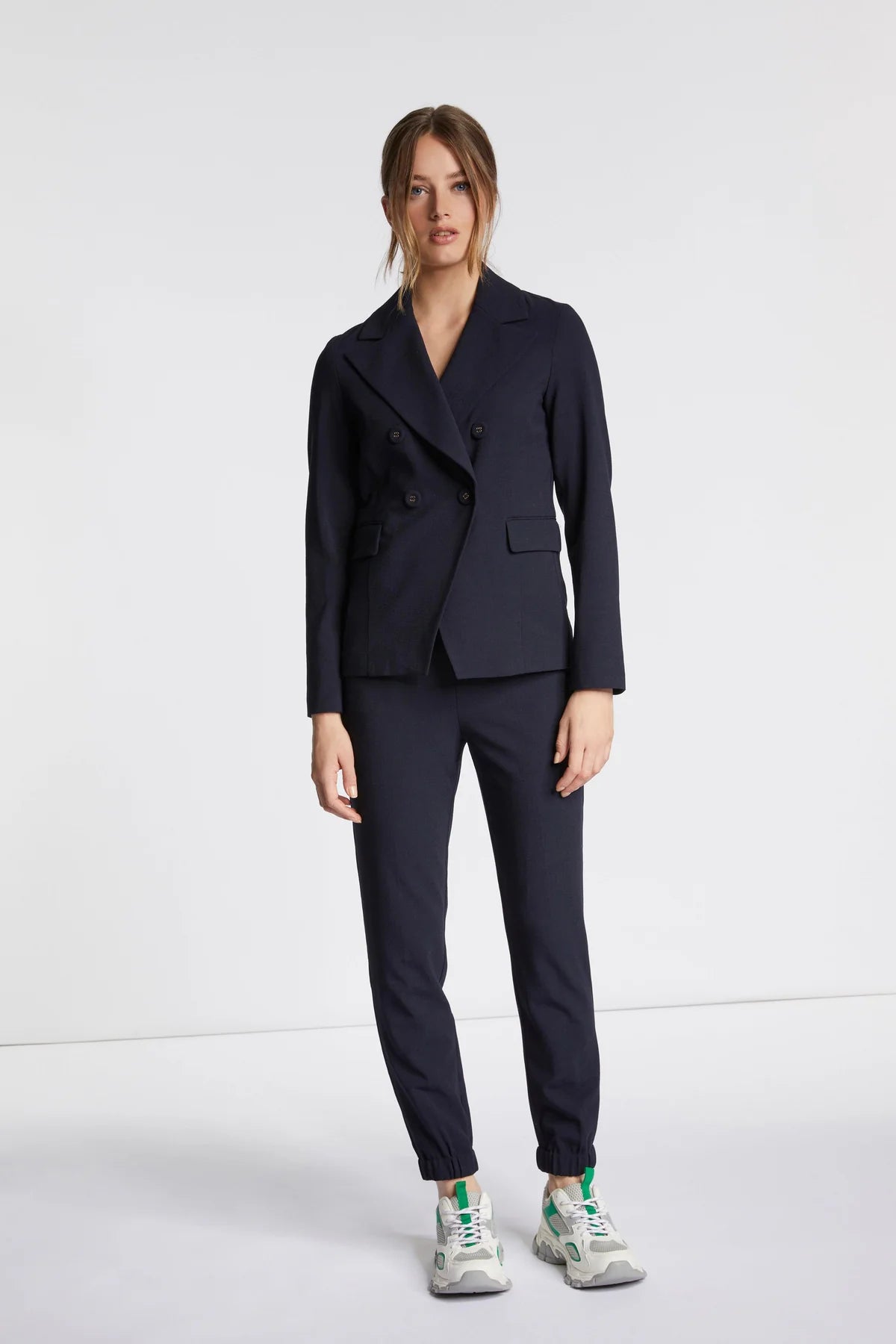 Tailored Trousers with a loose fit Navy